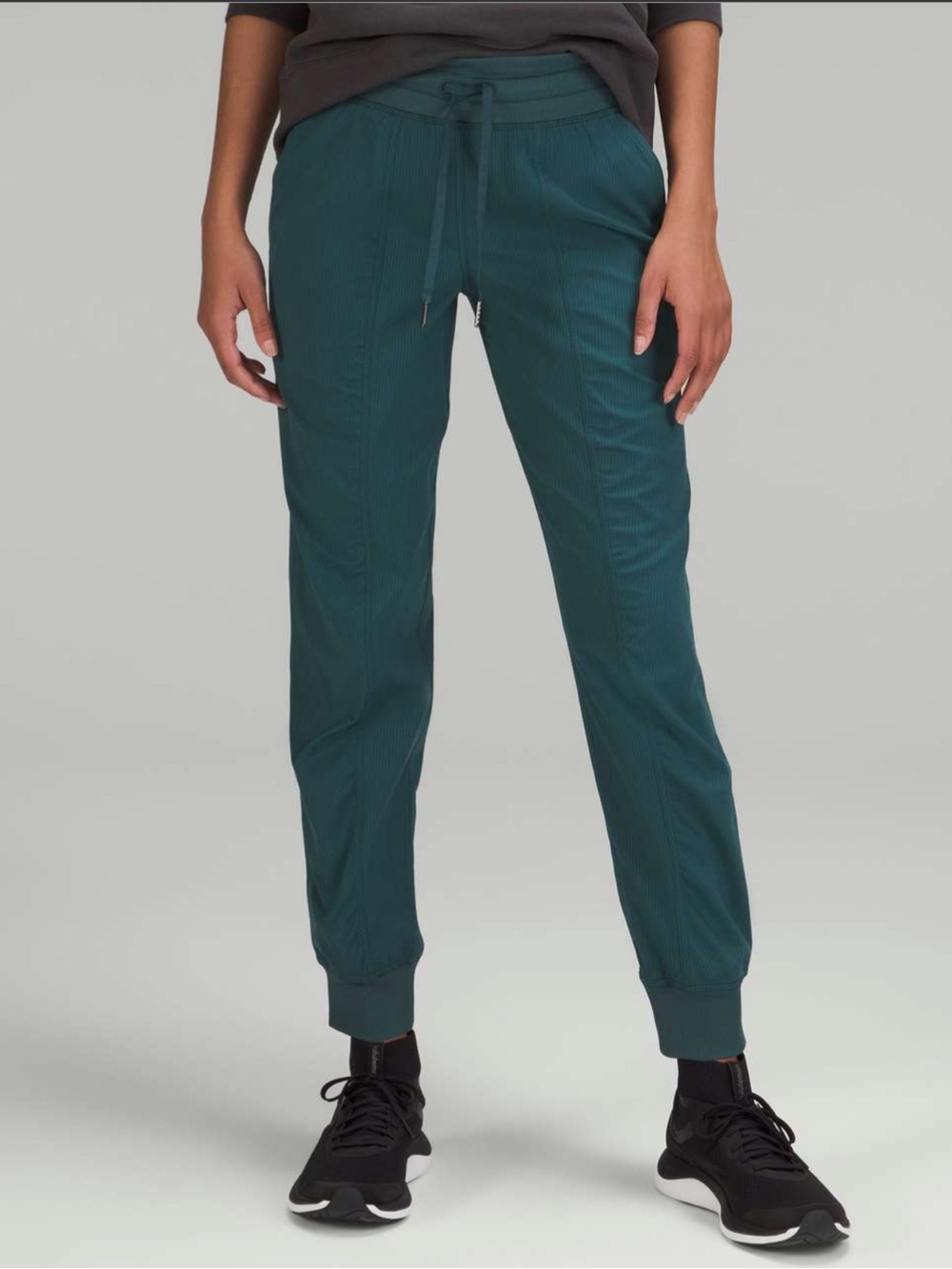 Lululemon Dance Studio Mid-Rise Jogger Full Length Green Jasper Size 8 W5ENMS